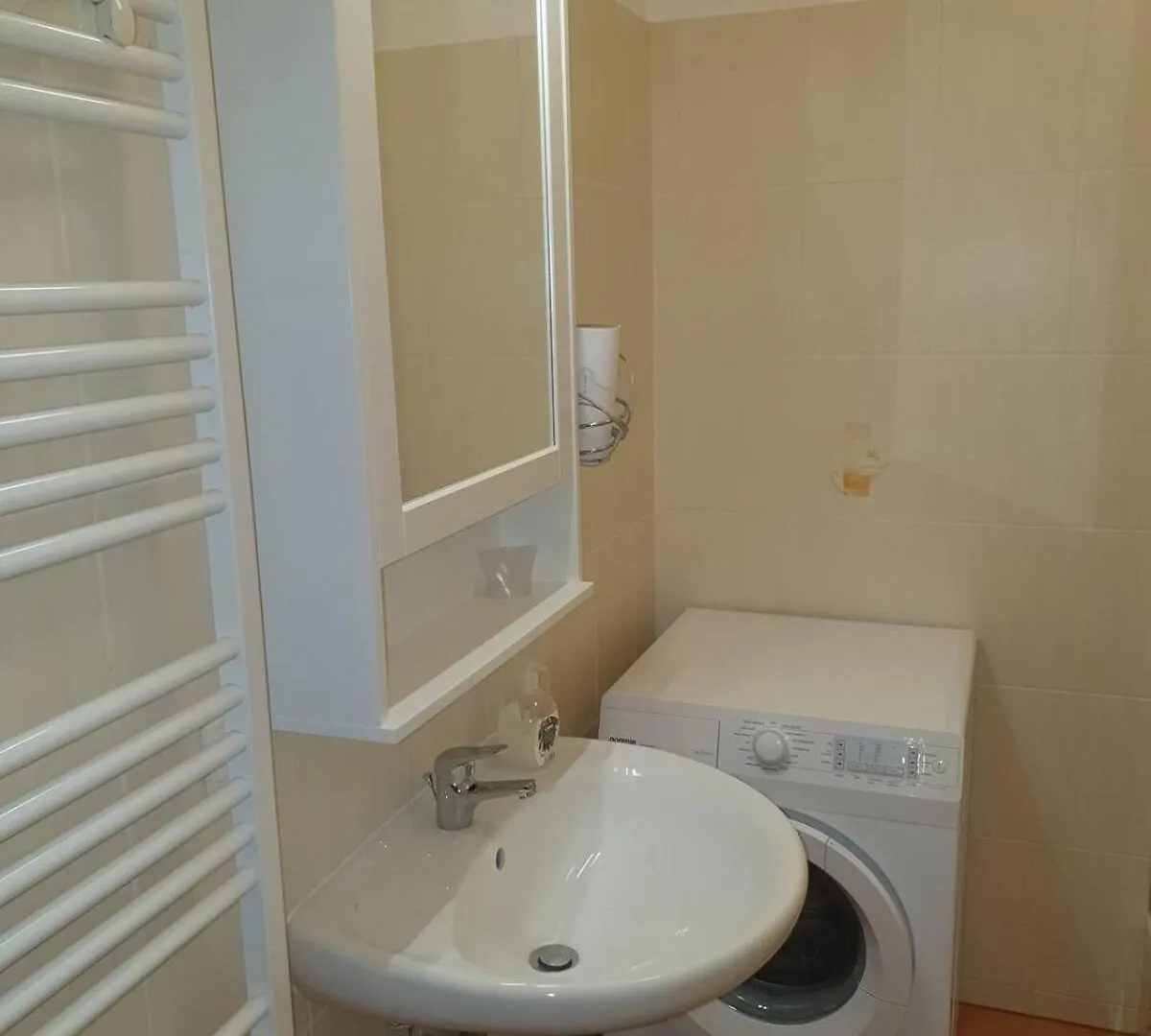 1 Min To Metro I Balcony I 20 Min To Inner City Vienne 0*,  Autriche